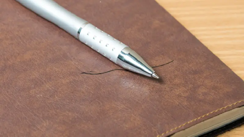 4 Quick Ways to Remove Pen Ink from a Couch