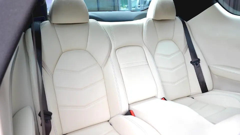 Comparison: Leather Car Interior vs. Cloth Car Interior